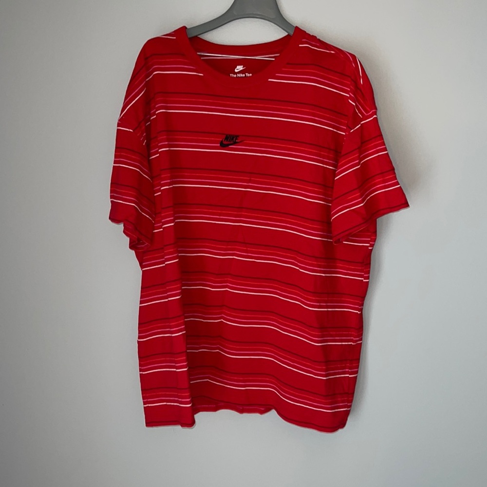 Red Nike Shirt. Loose Fit size XXL